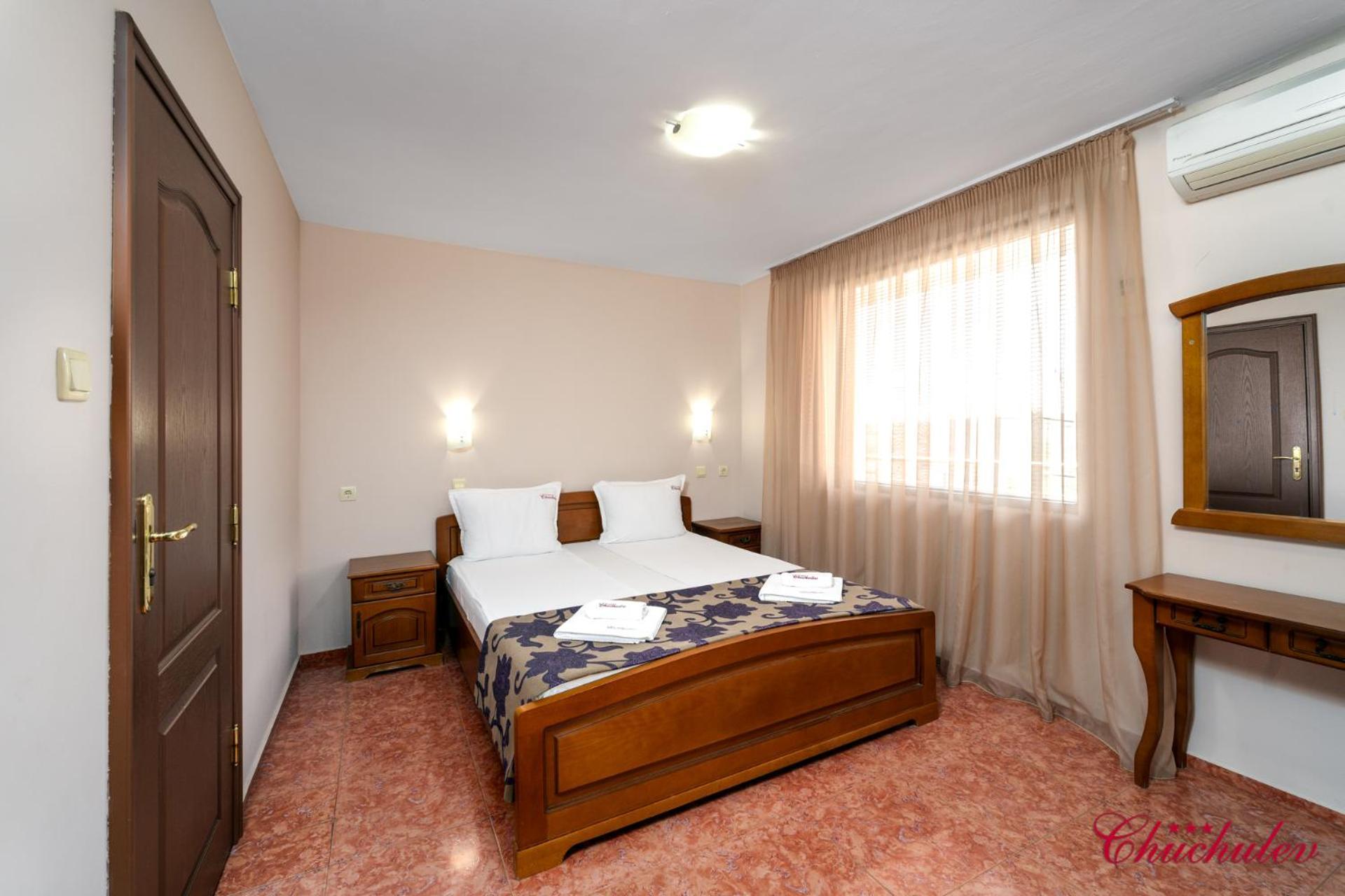 Hotel Chuchulev Szozopol Kültér fotó